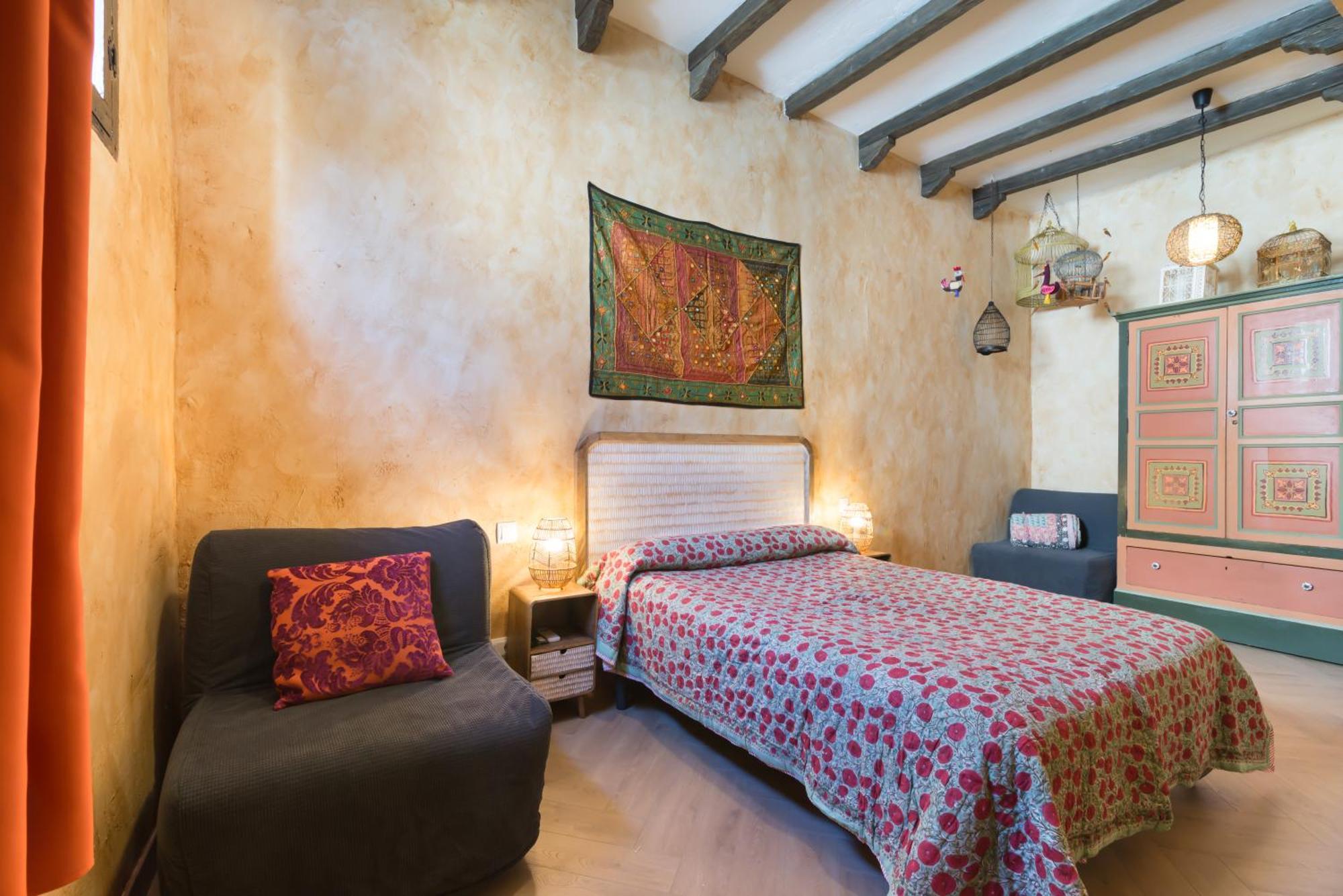 Hostal Artistic B&B — Foto’s 2